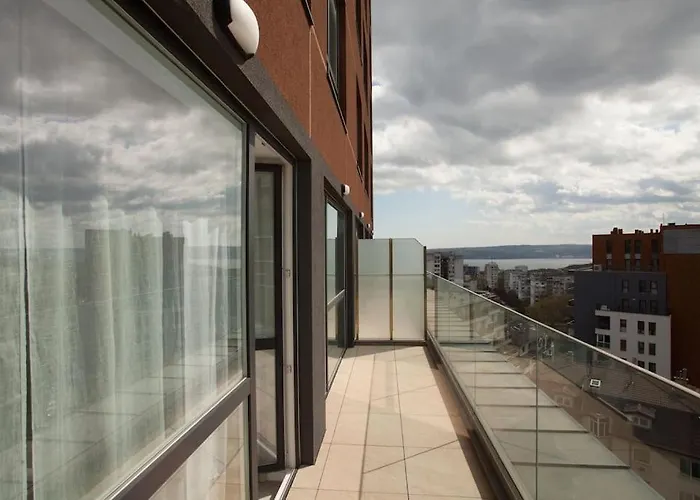 Black Sea View דירה *